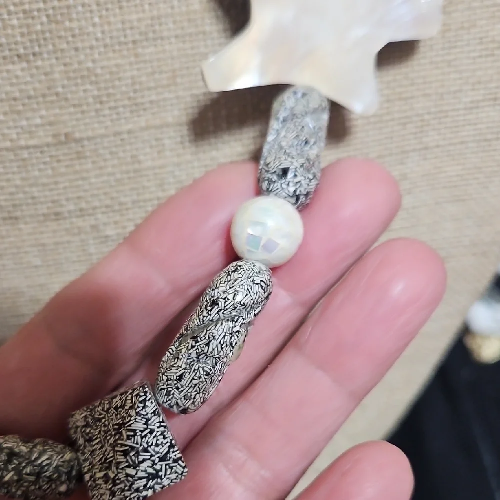 Lee Sands Gray and Silver Stone Necklace with Pendant - Picture 5 of 8